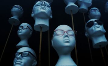 Czemu styropian odpada od ściany?