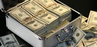 Ile zarabia pracownik myjni cystern?